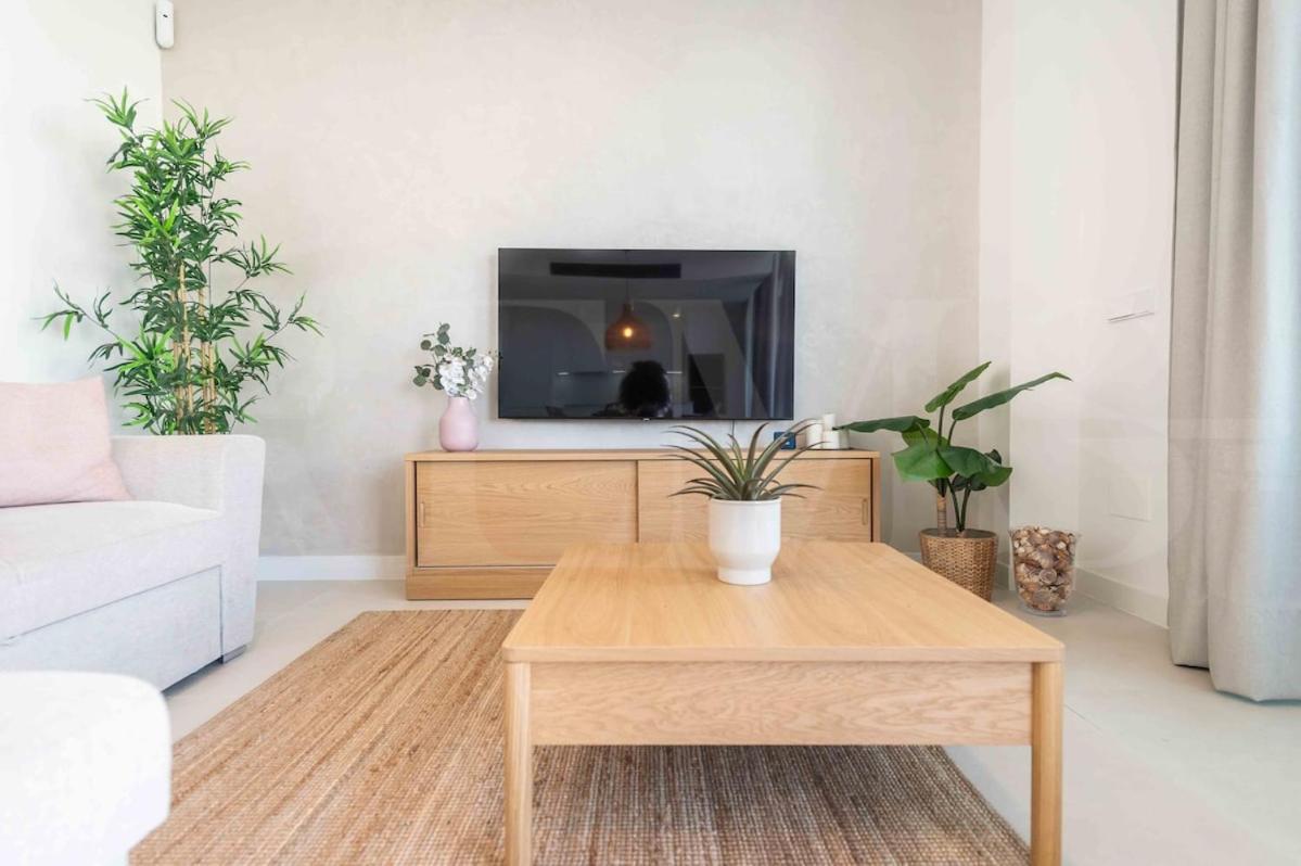 Spacious Gem With Terrace, Bbq And Pool Rems * Fuengirola