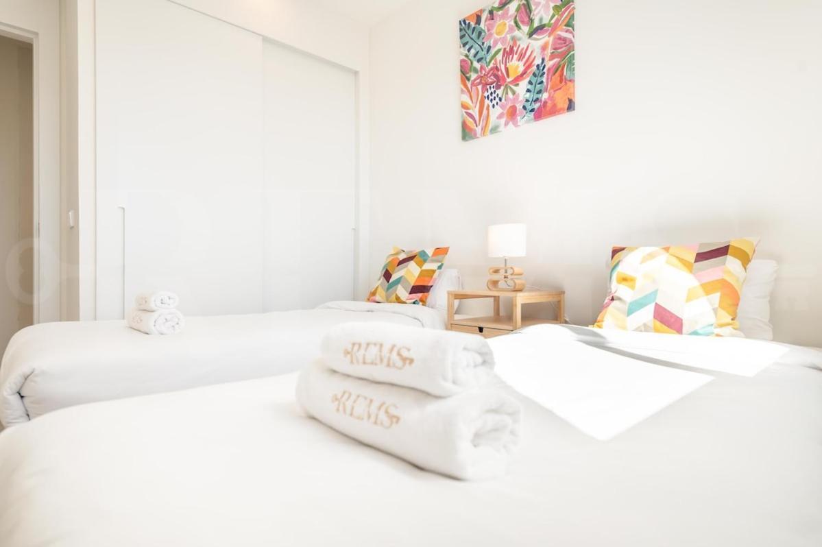 Spacious Gem With Terrace, Bbq And Pool Rems Fuengirola