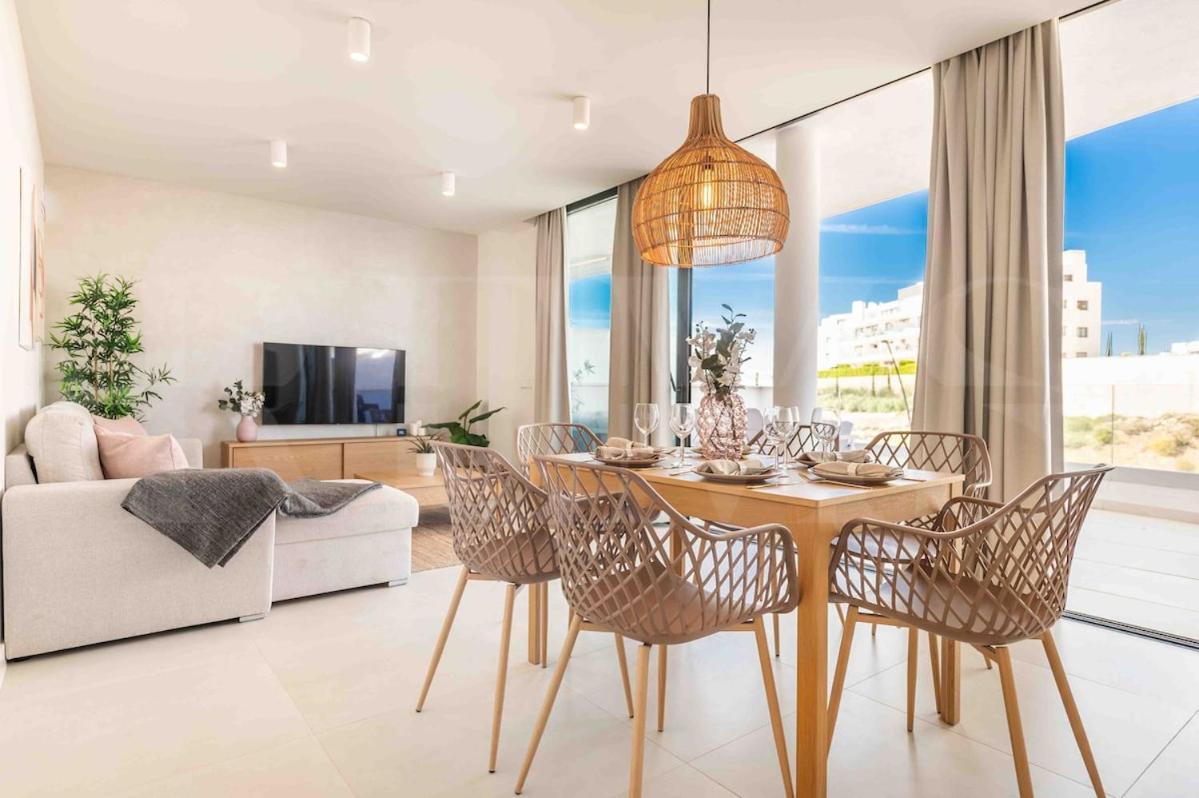 Spacious Gem With Terrace, Bbq And Pool Rems * Fuengirola