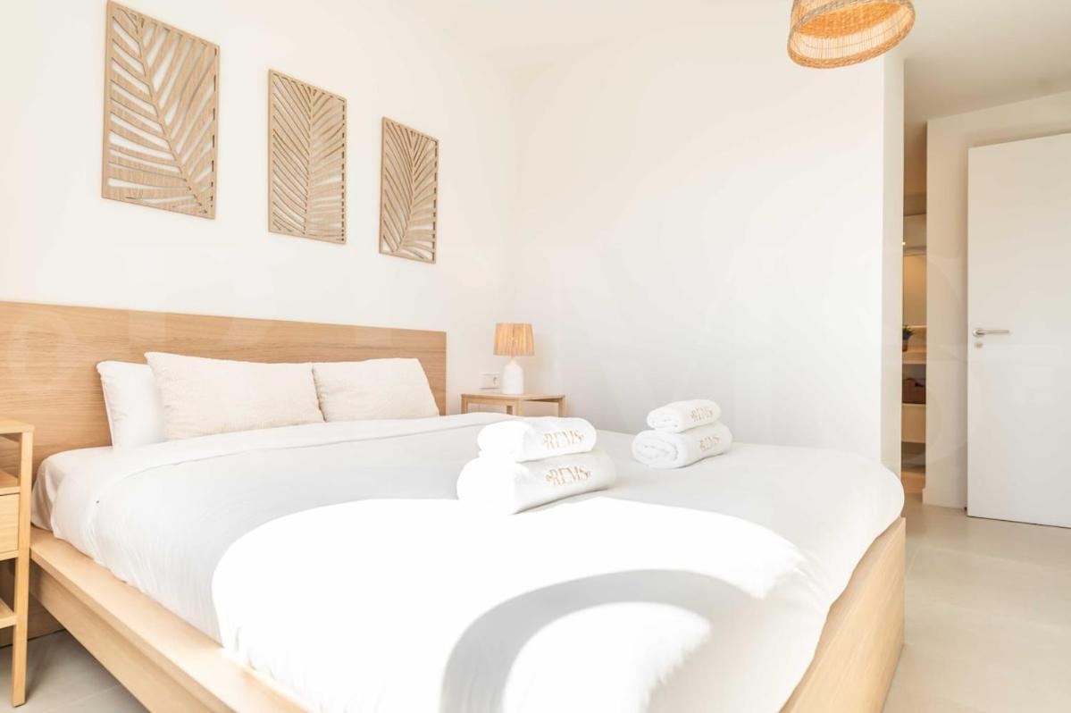 Spacious Gem With Terrace, Bbq And Pool Rems Apartment Fuengirola