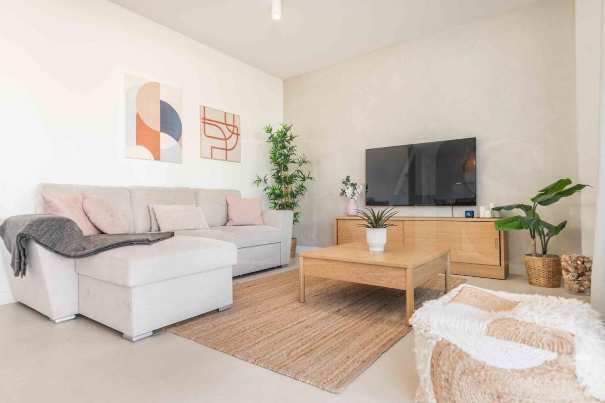Spacious Gem With Terrace, Bbq And Pool Rems * Fuengirola