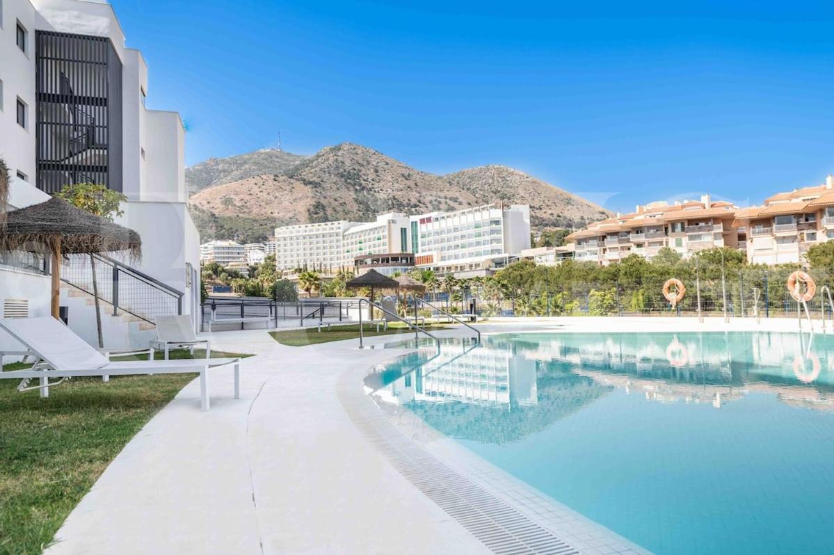 Spacious Gem With Terrace, Bbq And Pool Rems
